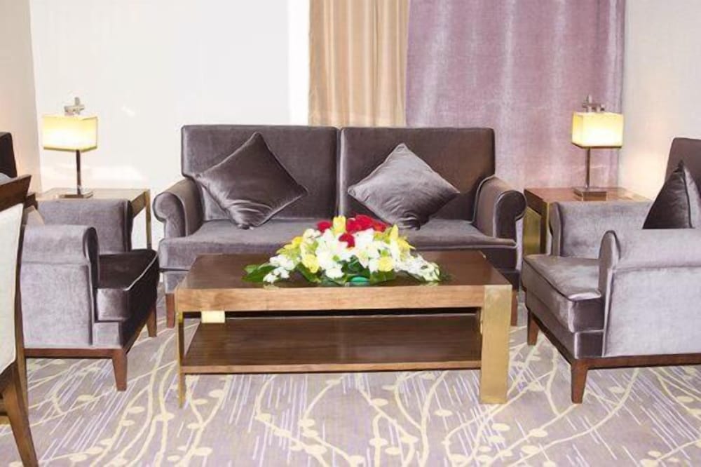 Фото Al Mutlaq Hotel