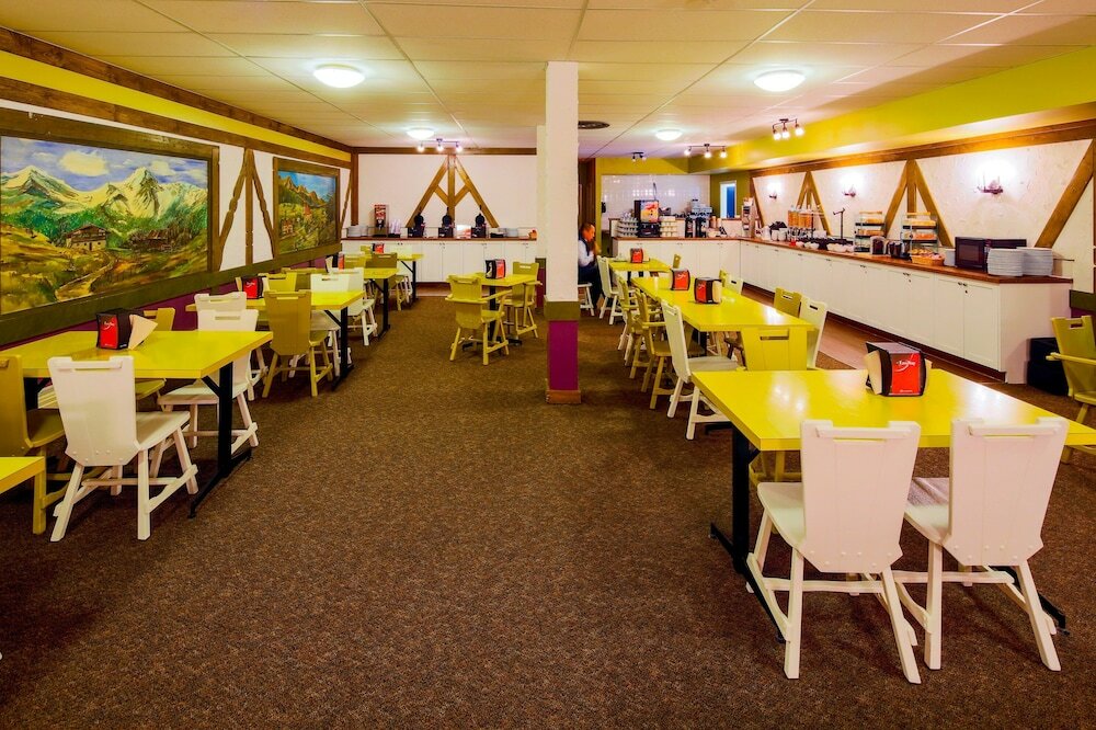 Фото Mountaineer Lodge