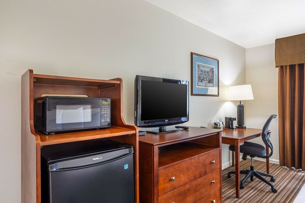 Фото Best Western Capital City Inn