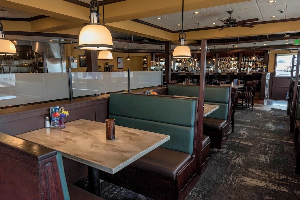 Фото The Landing Hotel & Restaurant