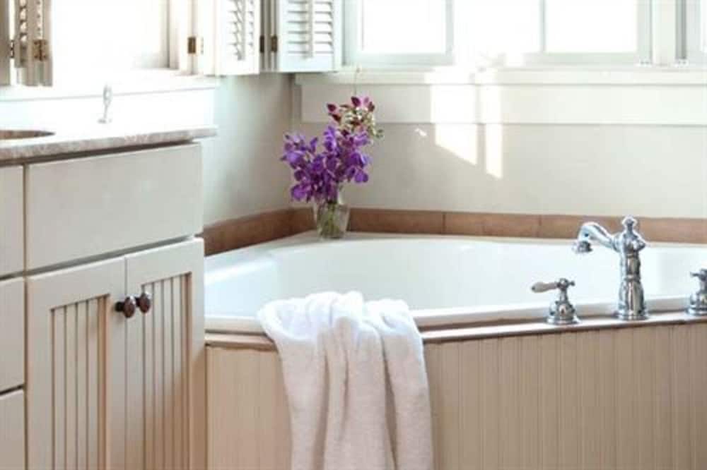 Фото The Wayside Inn Bed & Breakfast