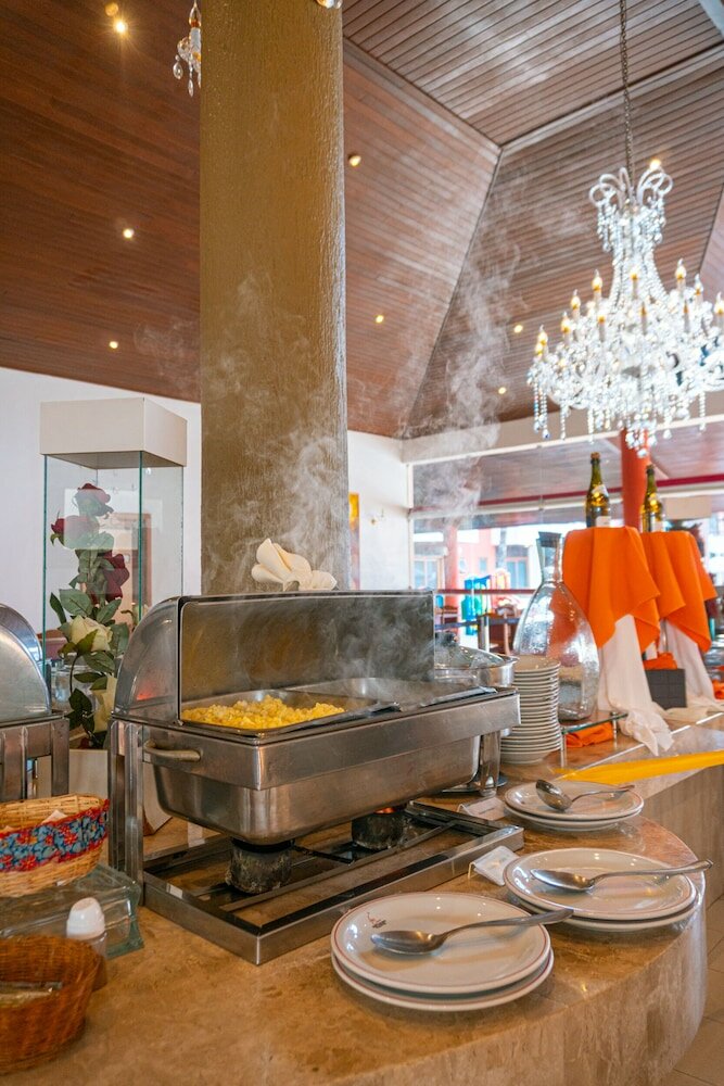 Фото Porto das Naus Praia Hotel