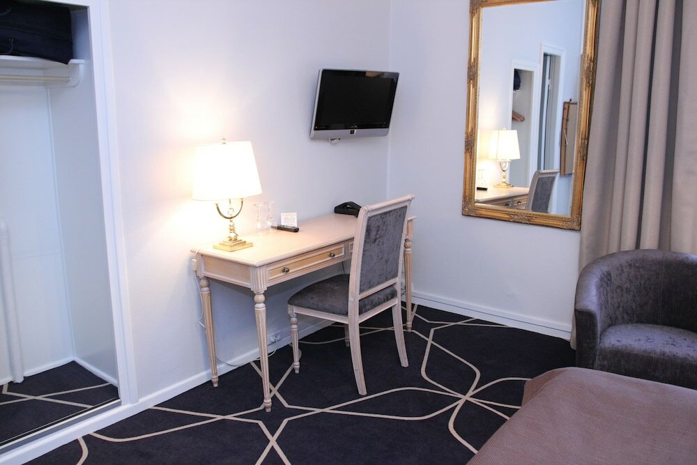 Фото Hotel Dania