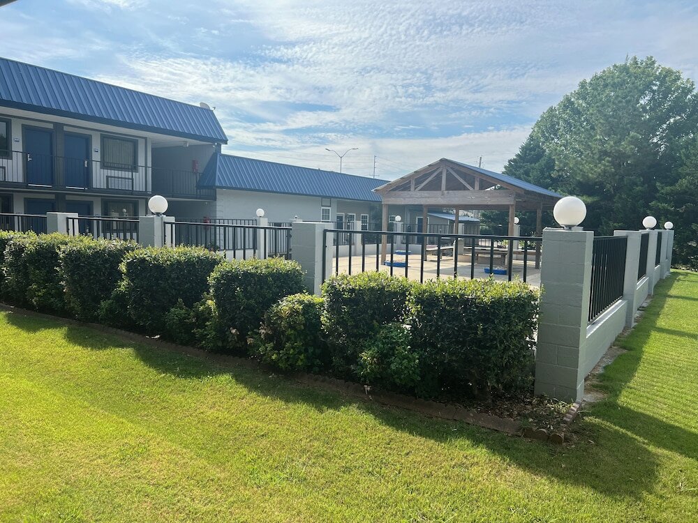 Фото Days Inn Pontotoc