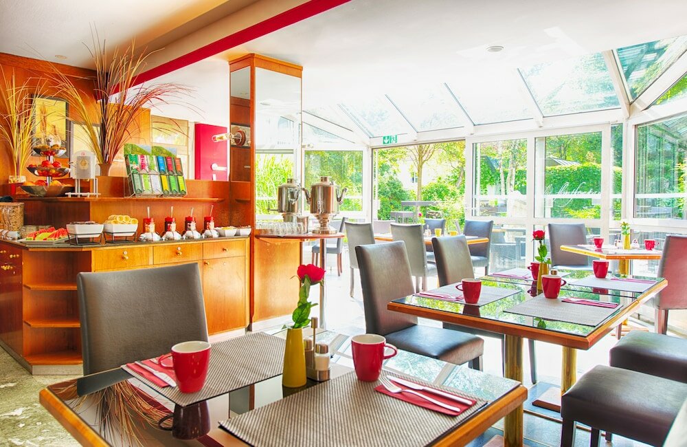 Фото Leonardo Hotel München City West