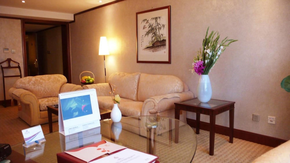 Фото Luxemon Hotel Shanghai Pudong