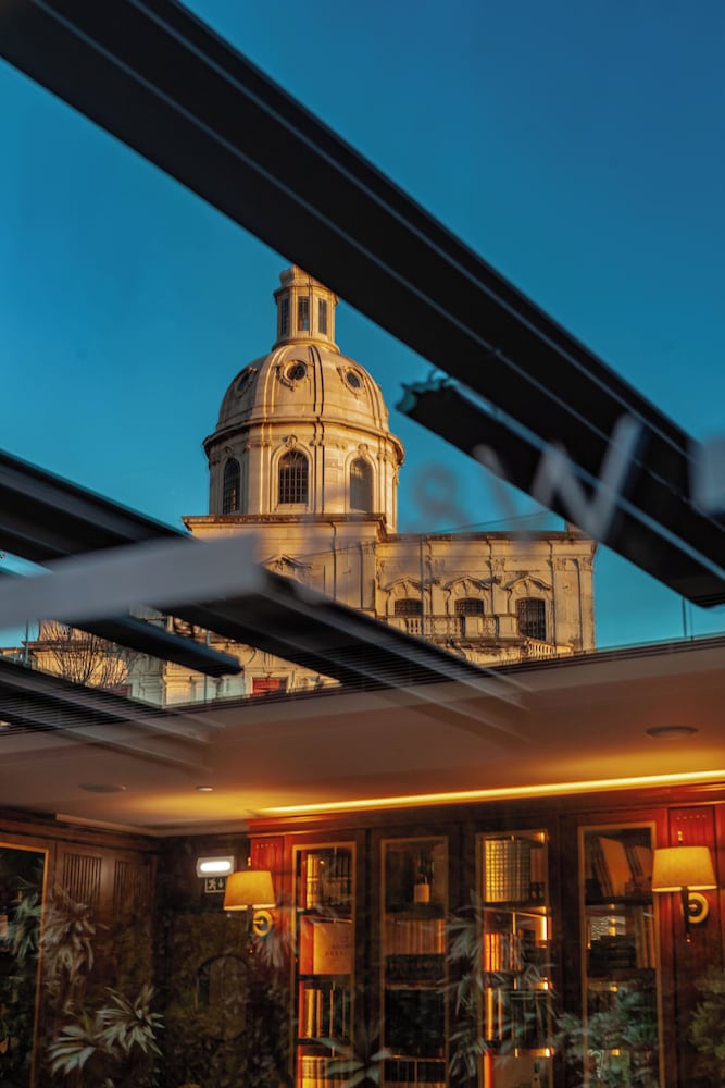 Фото Wine & Books Lisboa Hotel