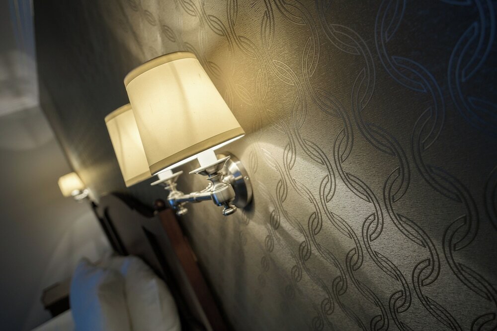 Фото Woodcrest Hotel