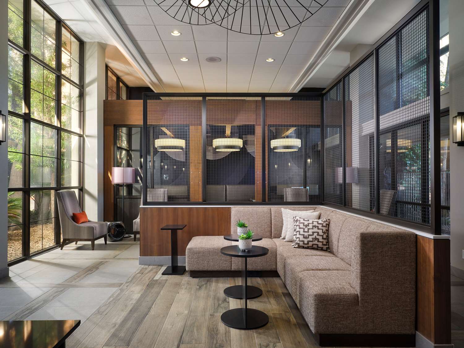 Фото Embassy Suites by Hilton Tucson East