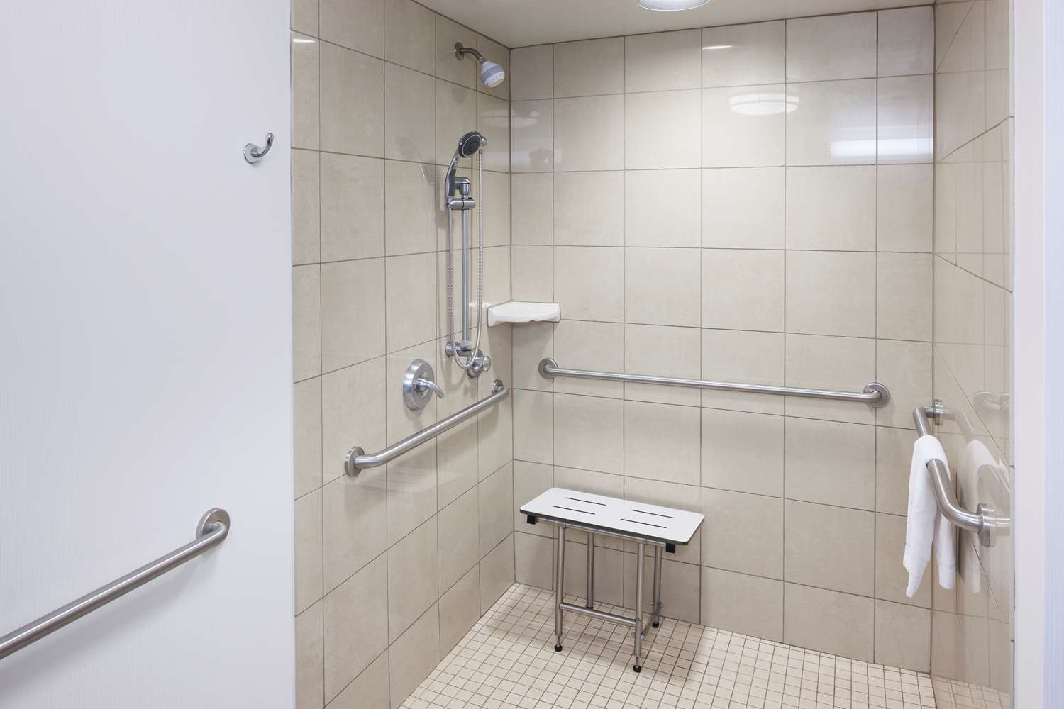 Фото Hampton Inn & Suites Oklahoma City-Bricktown