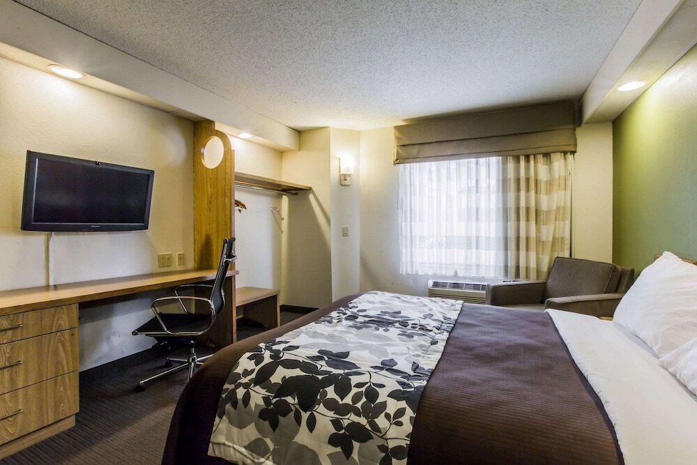 Фото Rodeway Inn At Six Flags