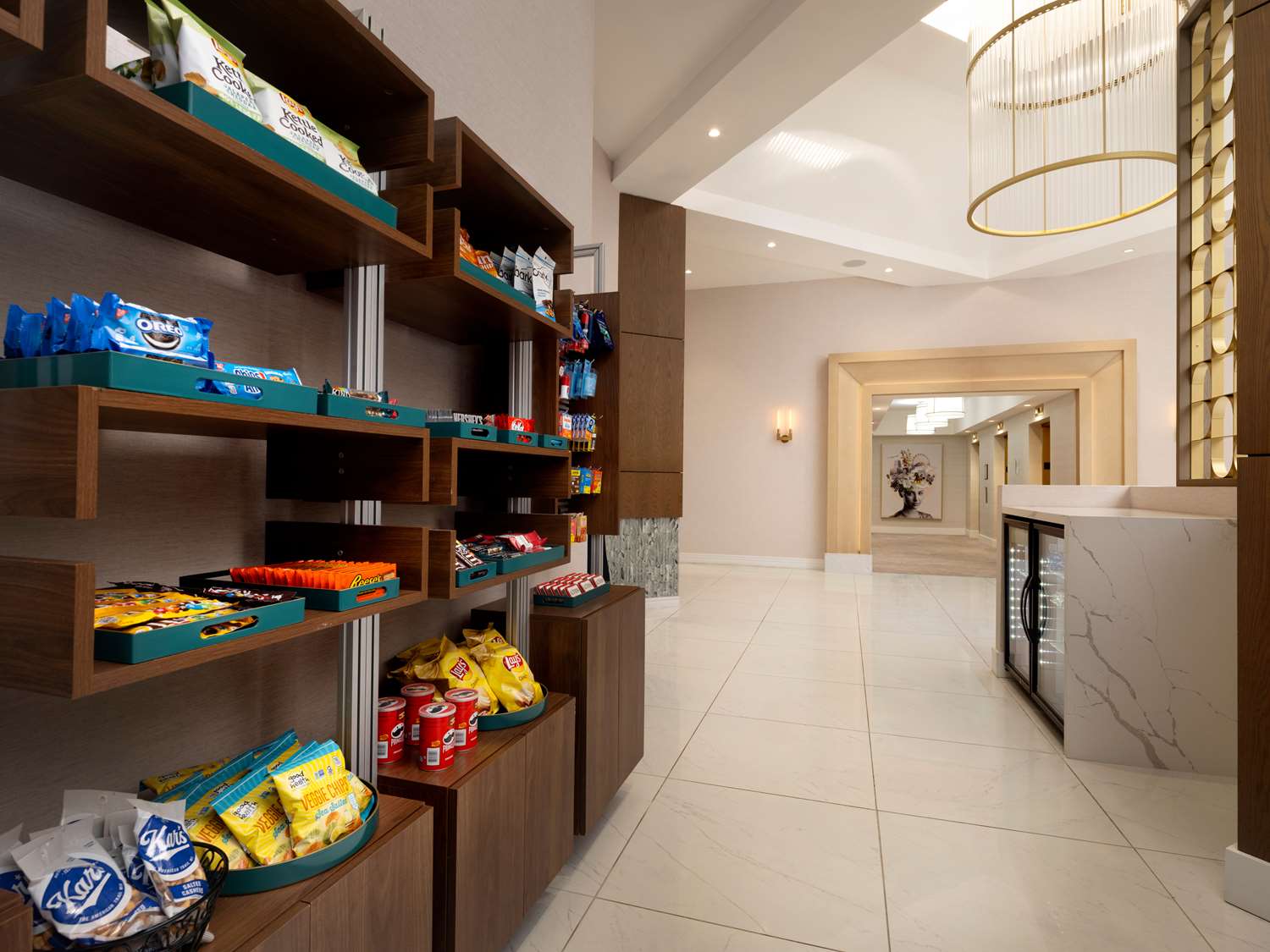 Фото Sonesta White Plains Downtown