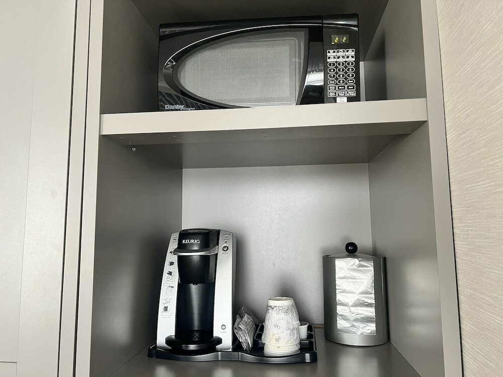 Фото Holiday Inn Toronto Airport East