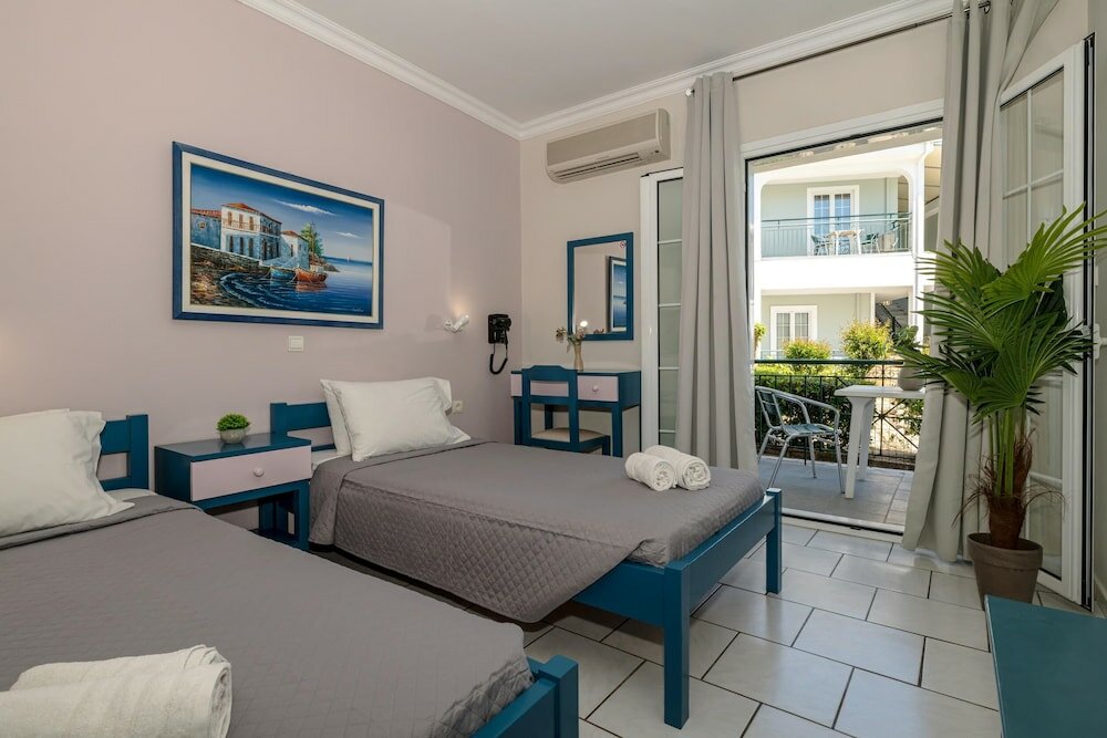 Фото Sofia's Hotel