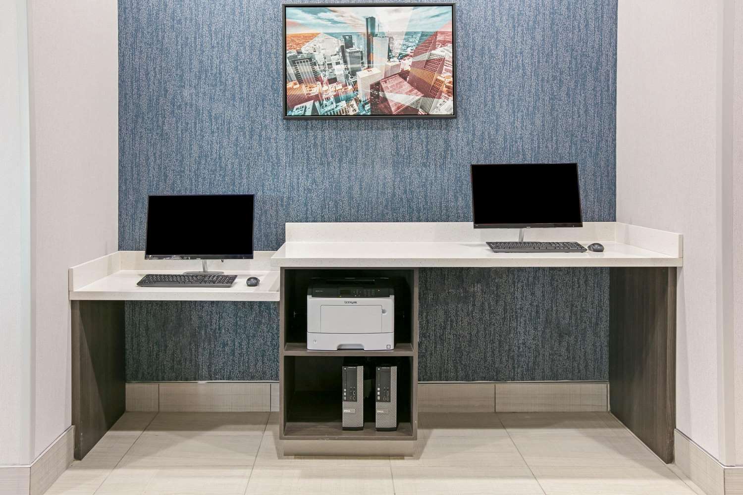 Фото La Quinta Inn & Suites by Wyndham Dfw West-Glade Parks