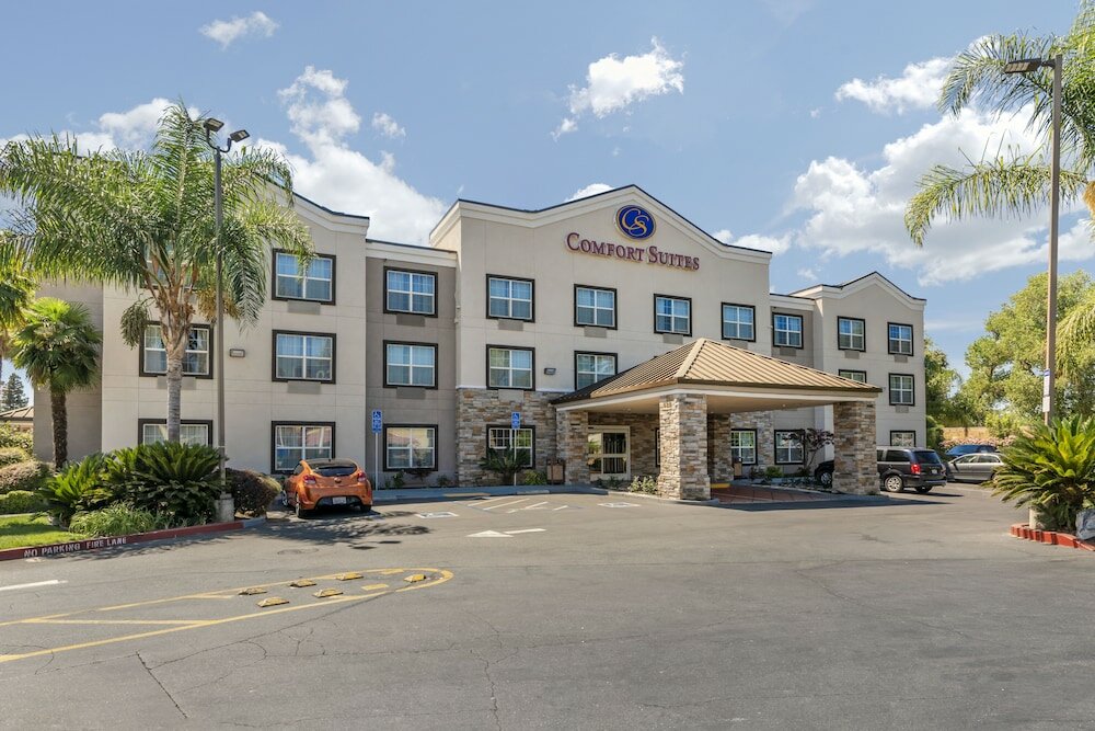 Фото Comfort Suites Downtown Sacramento