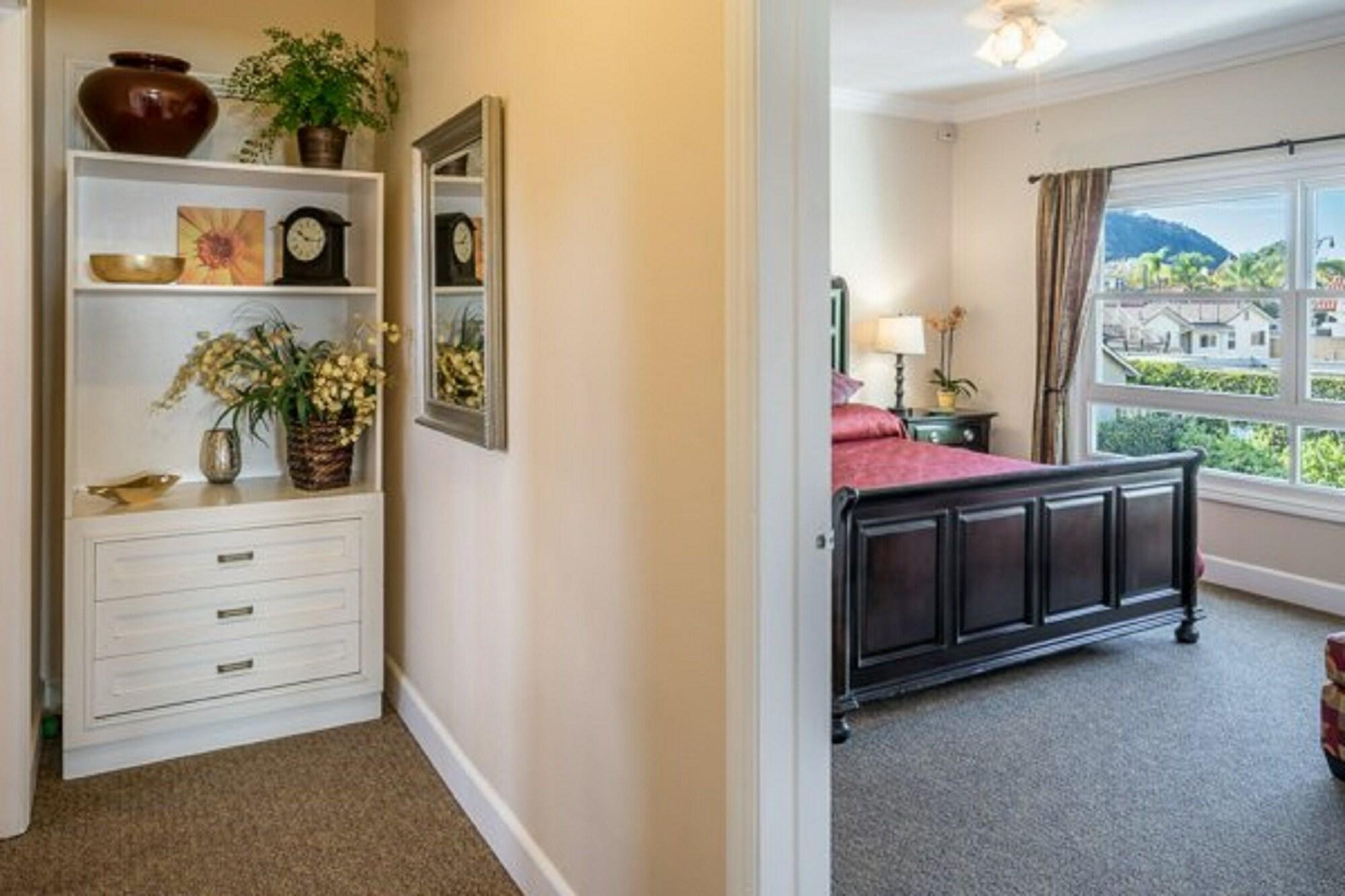 Фото Beach House Inn