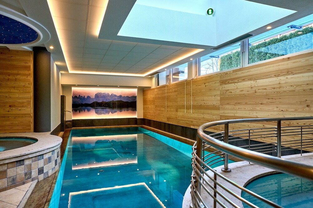 Фото Hotel Cristina