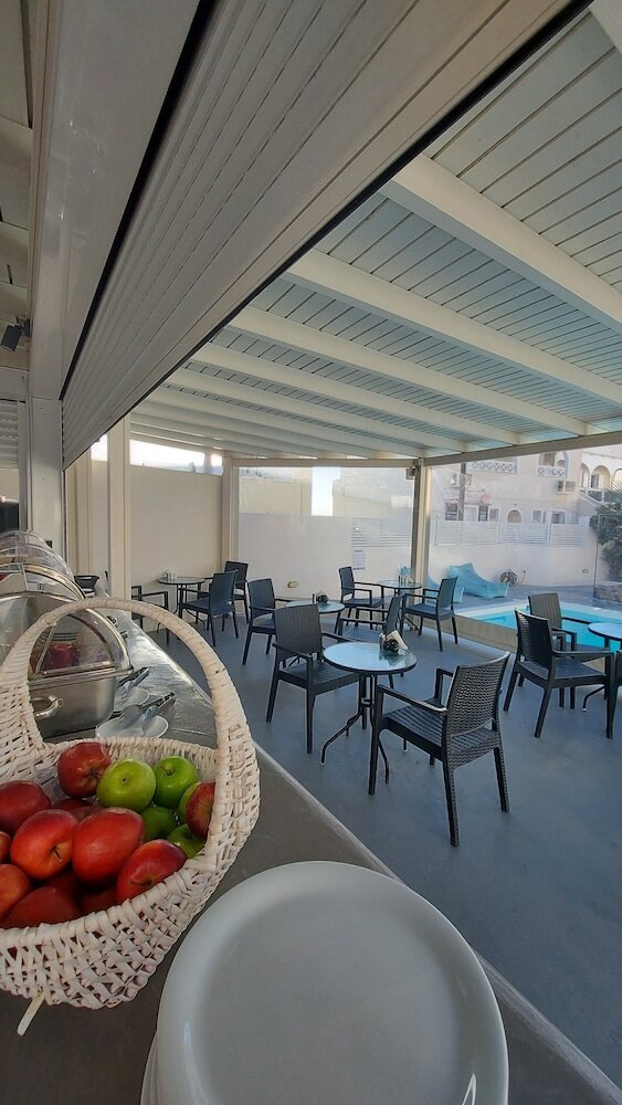 Фото Ambience Suites