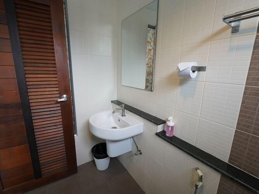 Фото RoomQuest Tha Sala