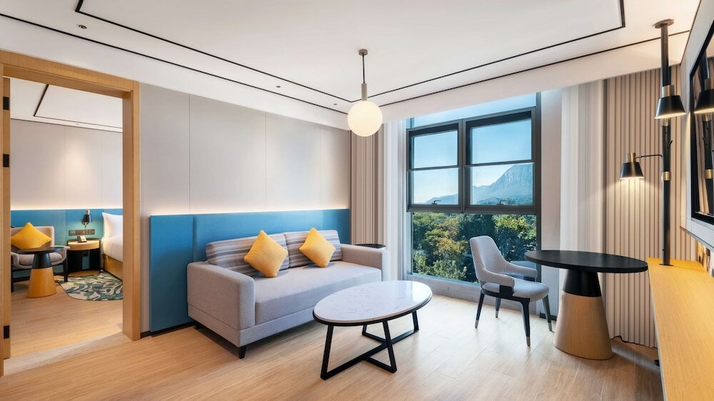 Фото Hilton Garden Inn Kunming Dianchi