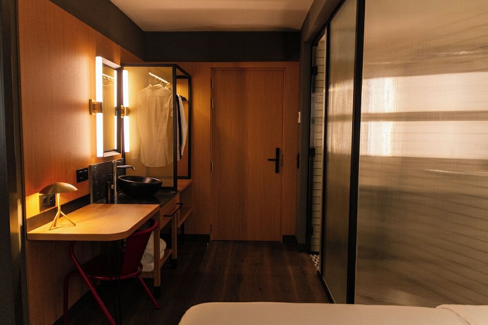 Фото Letoh Letoh Sevilla