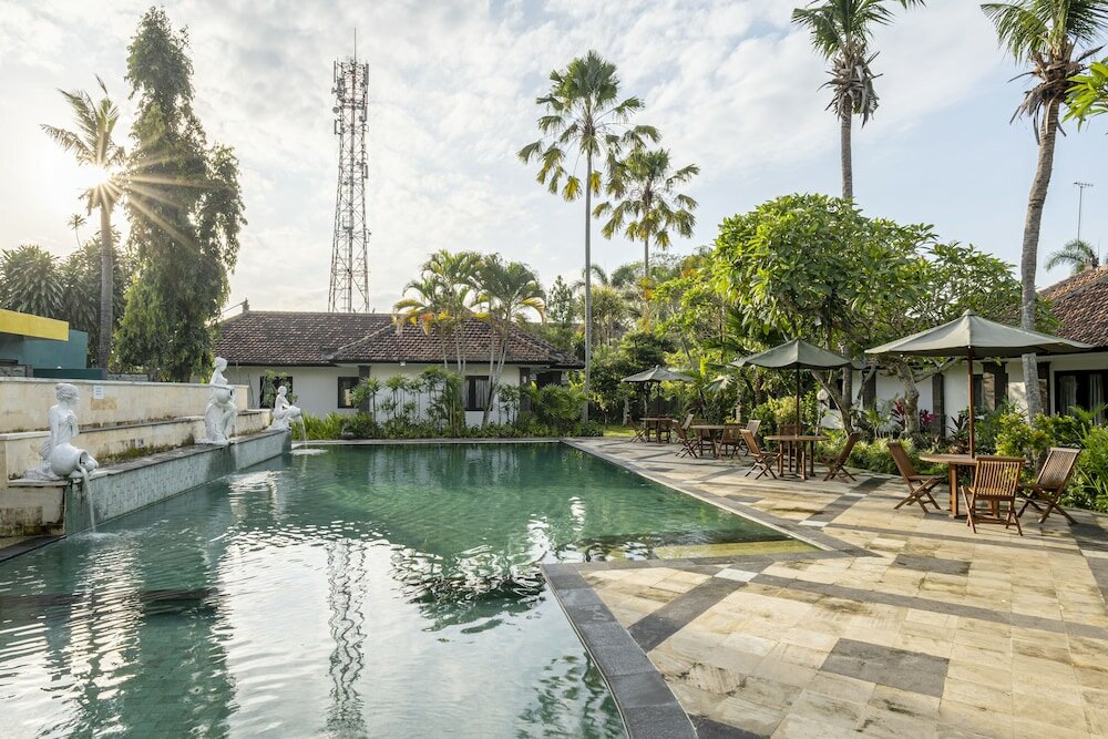 Фото Jimbarwana Hotel