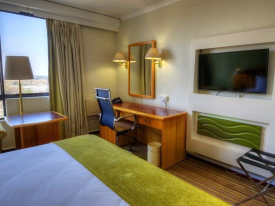 Фото Holiday Inn Harare, an Ihg Hotel
