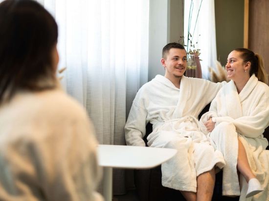 Фото Hôtel Campanile Montpellier Centre St Roch