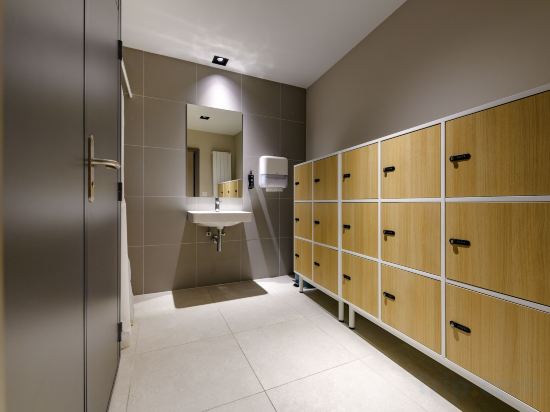 Фото Ibis Styles Zurich City Center