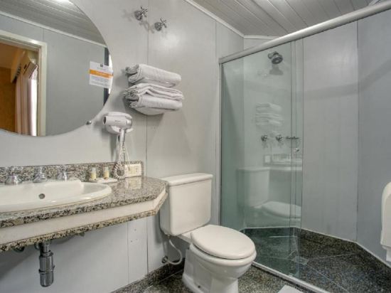 Фото Roochelle Hotel by Nobile