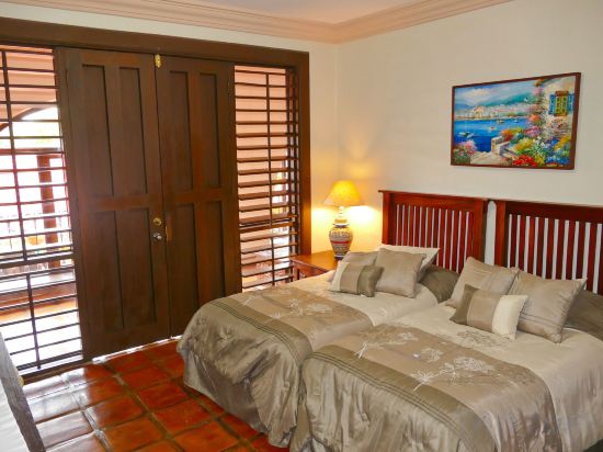 Фото Collection O Casa Bella Hotel Boutique, Cabo San Lucas