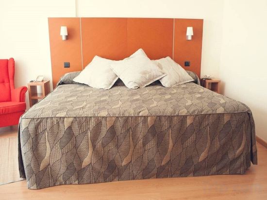 Фото Hotel Oasis Plaza