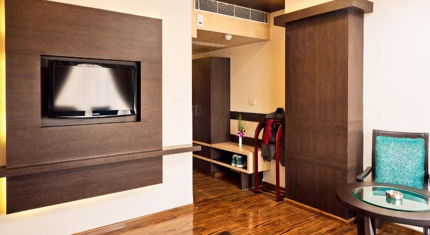 Фото Hotel Southern Grand