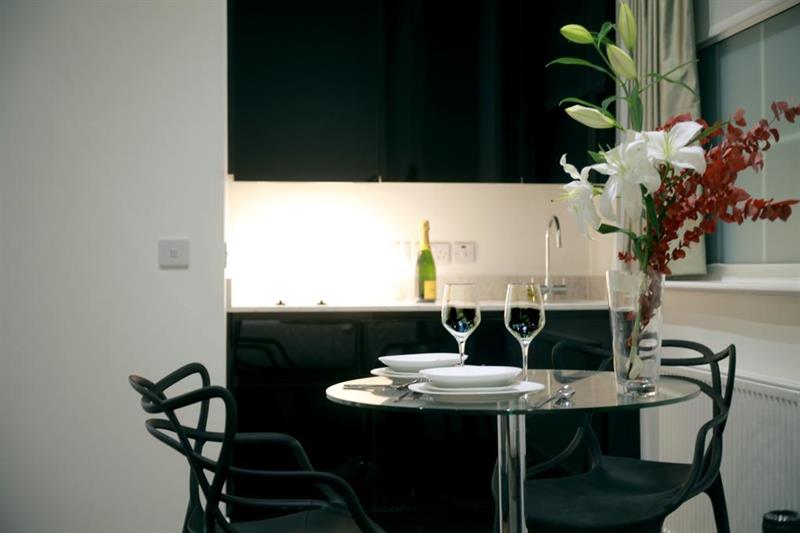 Фото Golden Square