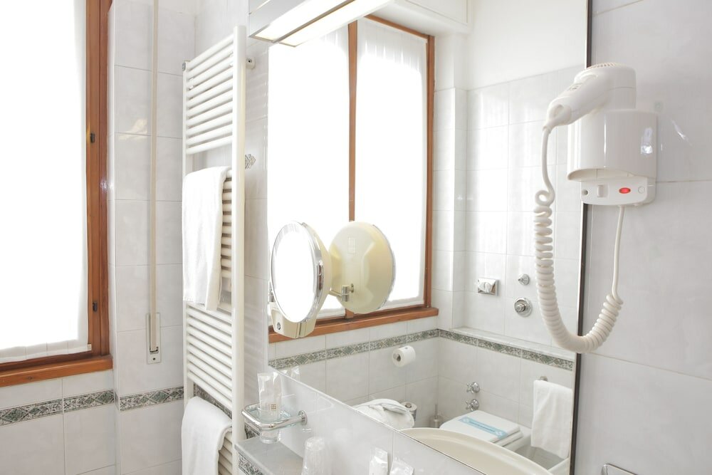 Фото Hotel Bristol