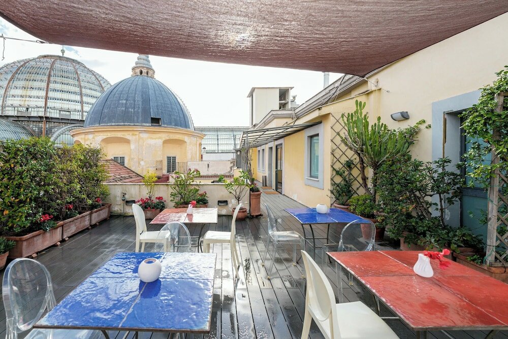 Фото Attico Partenopeo B&b