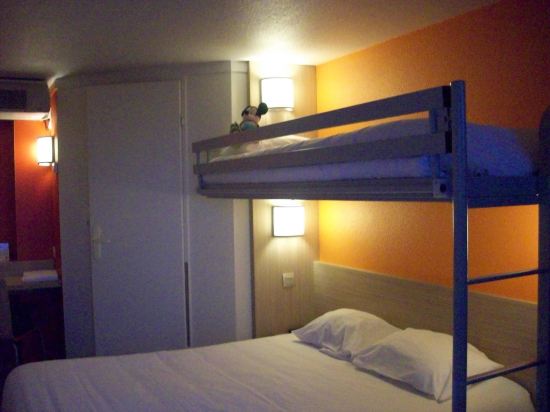 Фото Campanile Chambray Les Tours