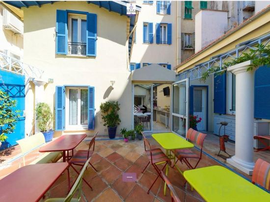 Фото Hotel de la Fontaine