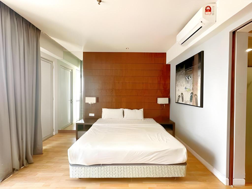 Фото Greystone D' Majestic Place