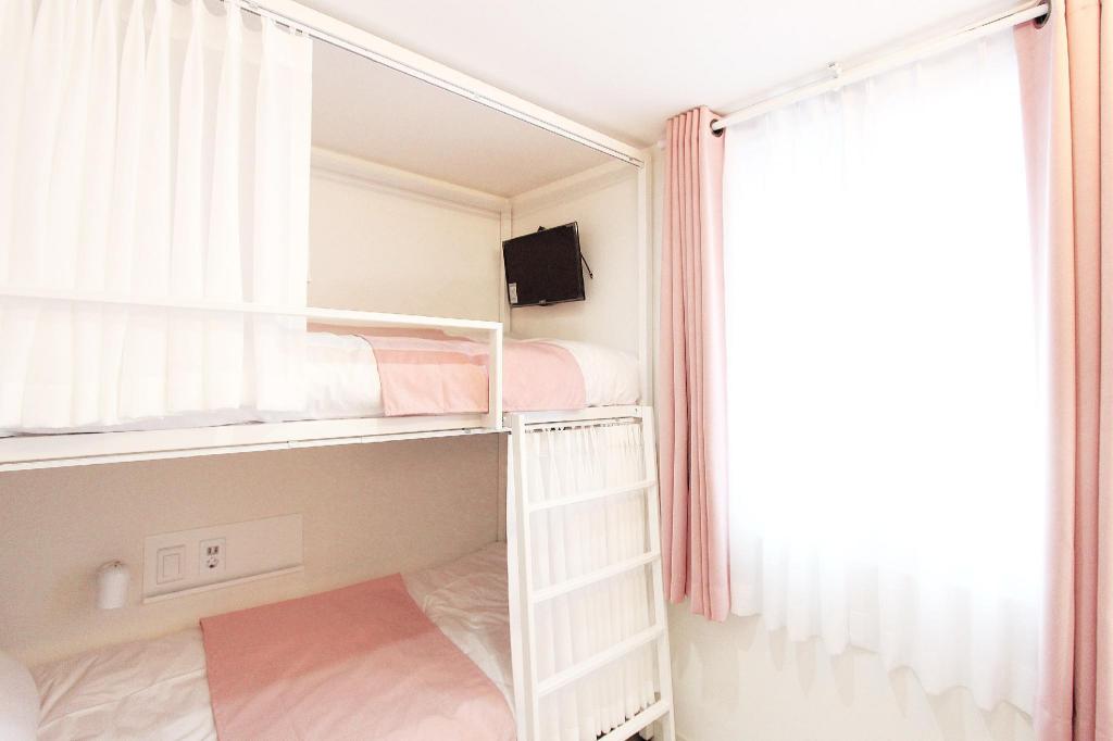 Фото Orbit Cafe & Guesthouse - Hostel