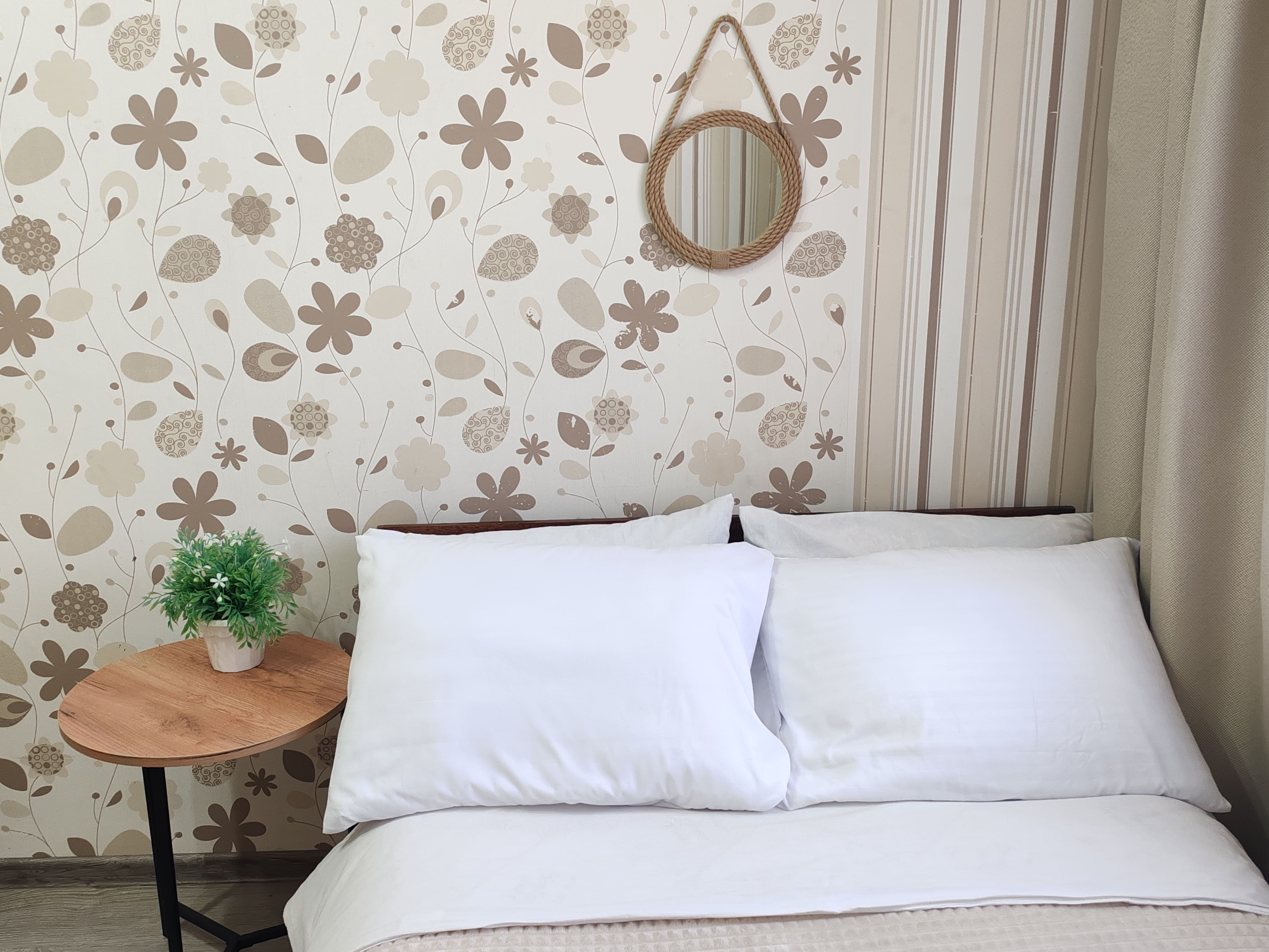 Фото Квартира посуточно на Радиальной 10