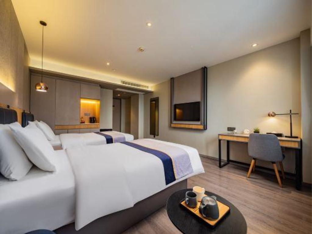 Фото Homeinn Selected Hotel Chengdu Panda Base Zoo Subway Station