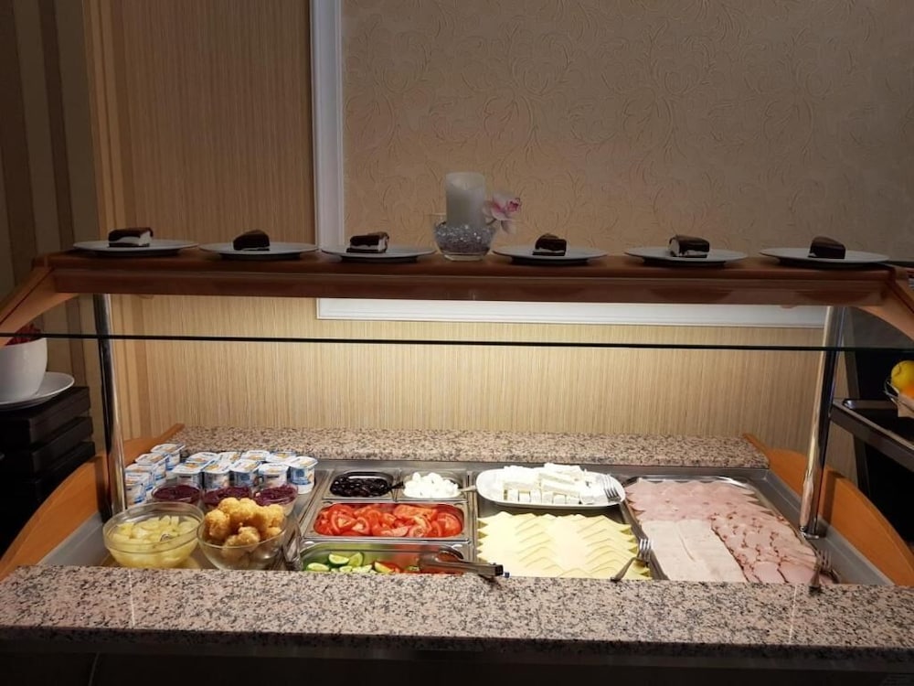 Фото Hotel Arnia