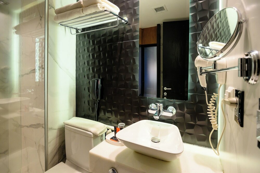 Фото Five Hotel & Residences