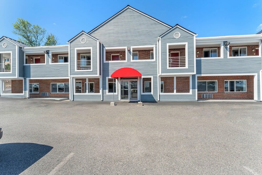 Фото Econo Lodge Cranston - Providence