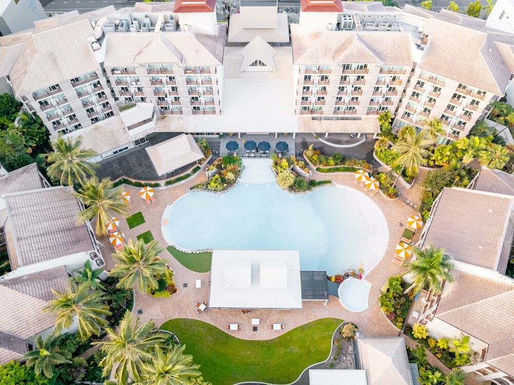Фото Novotel Cairns Oasis Resort