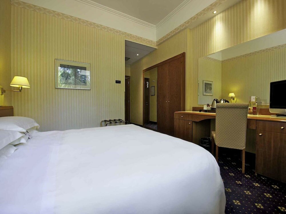 Фото Mercure Reggio Emilia Centro Astoria