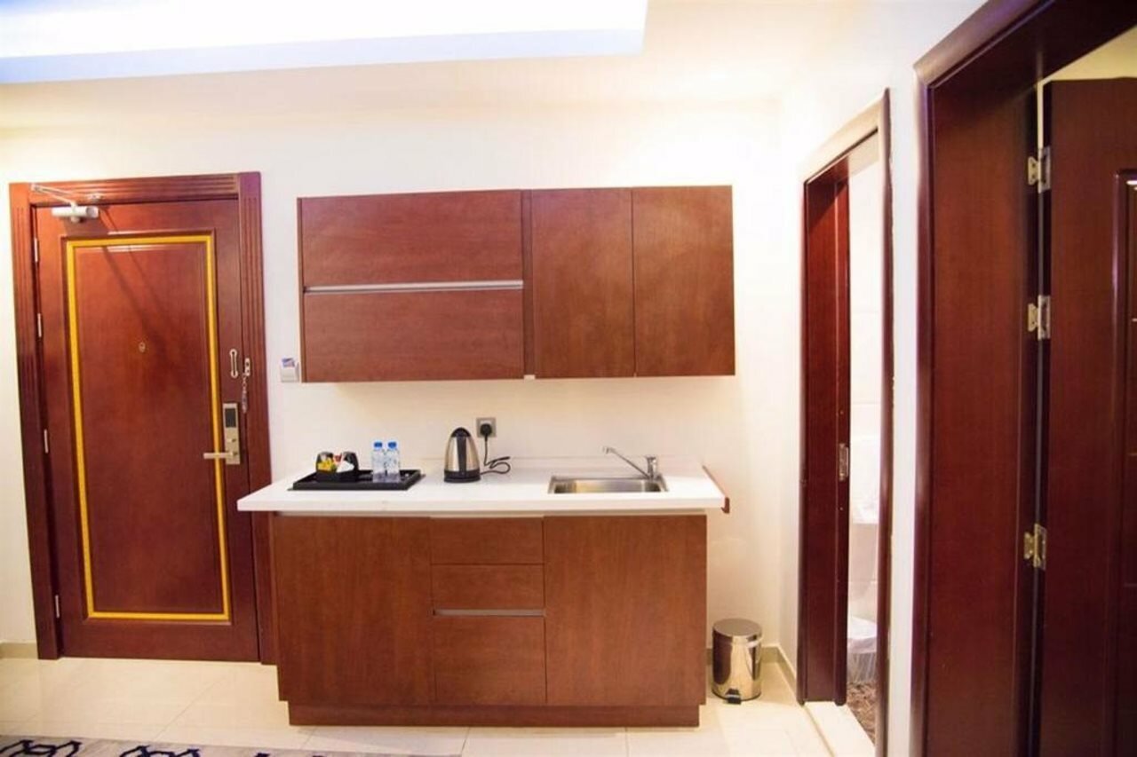 Фото Carawan Hotel Jeddah