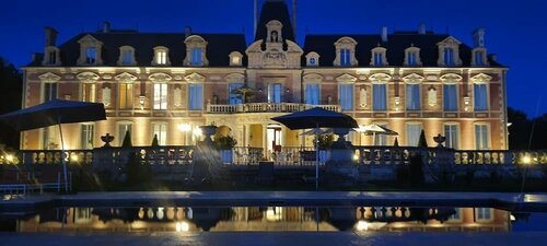 Гостиница Alexandra Palace в Партене